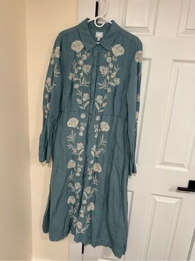 crown & ivy blue Long-Sleeve Embroidered Button-Front Dress